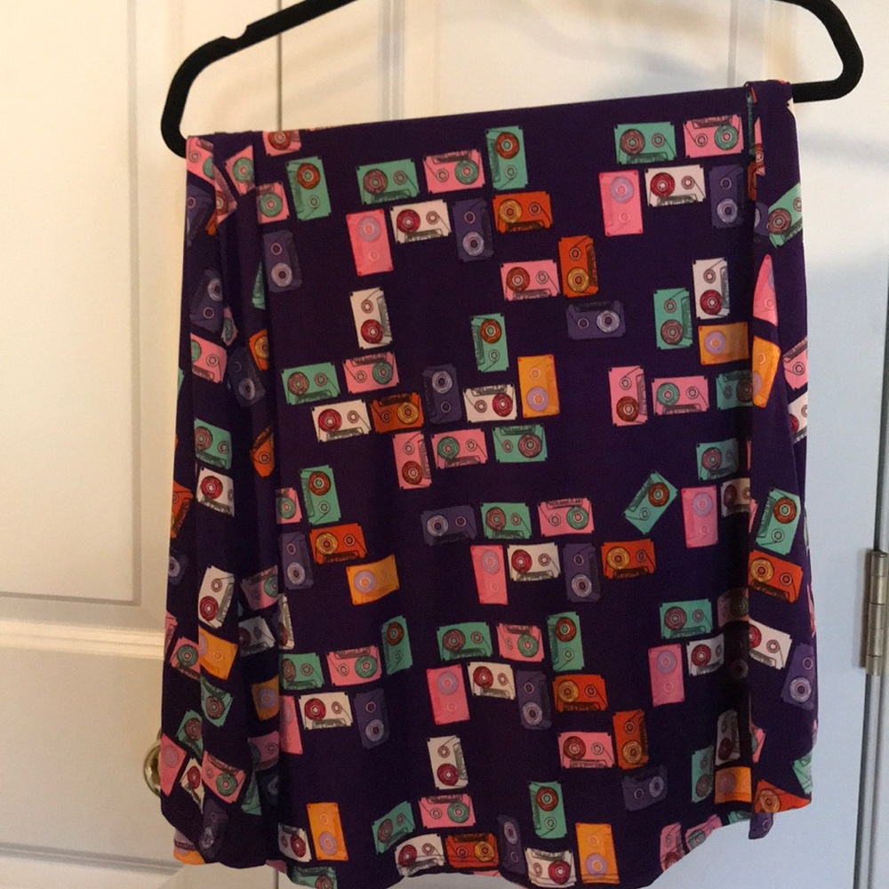 NWT Lula Roe Azure skirt ( (ACCEPTING BEST OFFER)